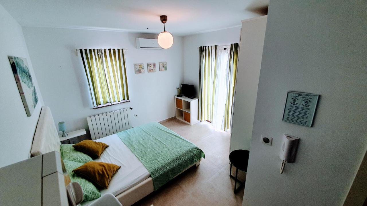 פורץ Apartments Villa Alba מראה חיצוני תמונה