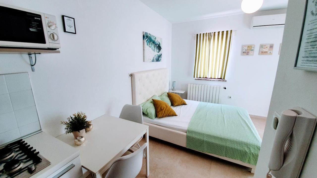 פורץ Apartments Villa Alba מראה חיצוני תמונה