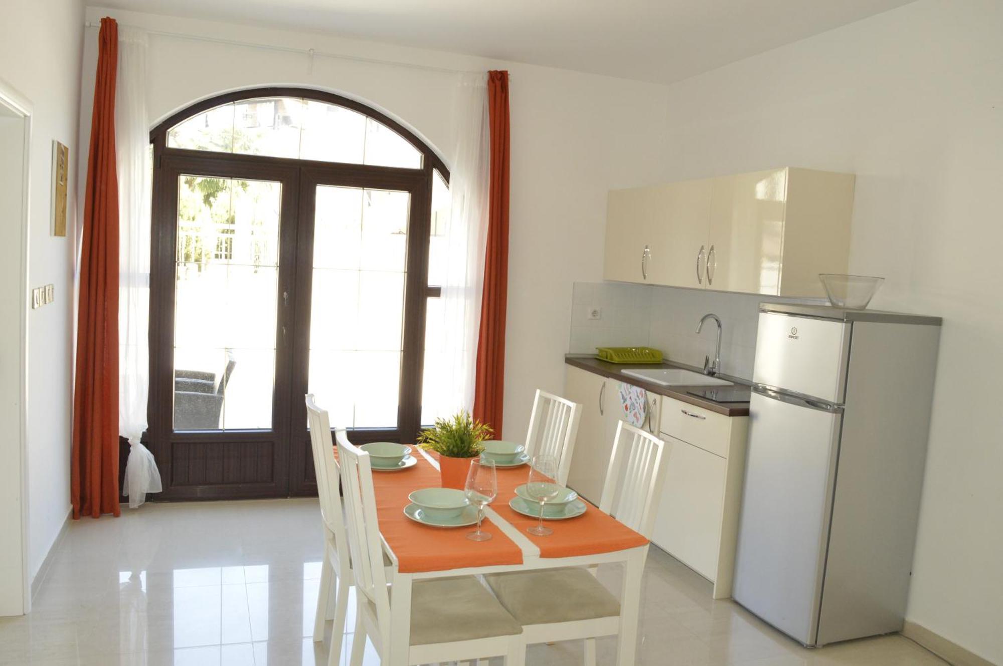 פורץ Apartments Villa Alba מראה חיצוני תמונה