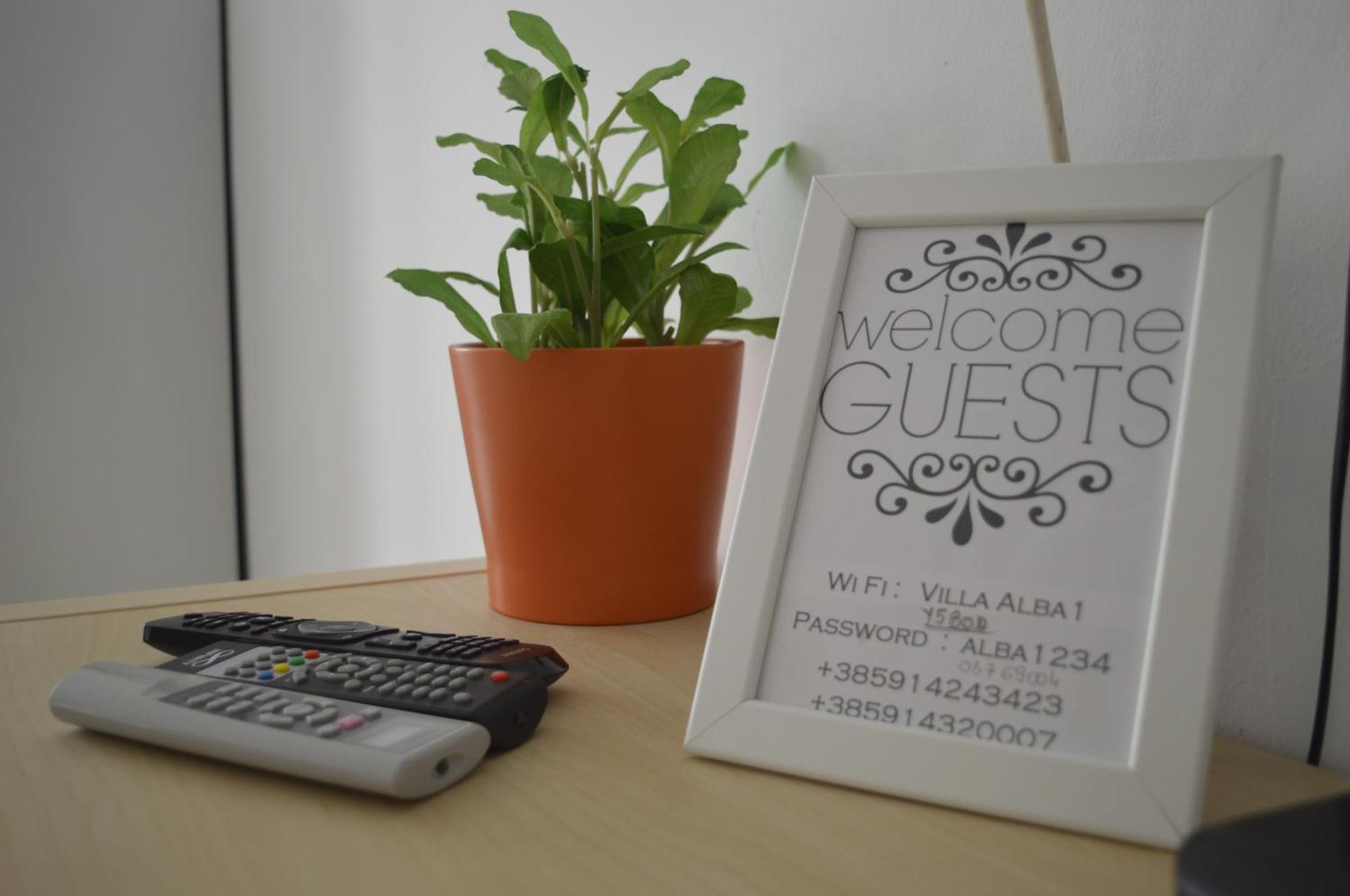 פורץ Apartments Villa Alba מראה חיצוני תמונה