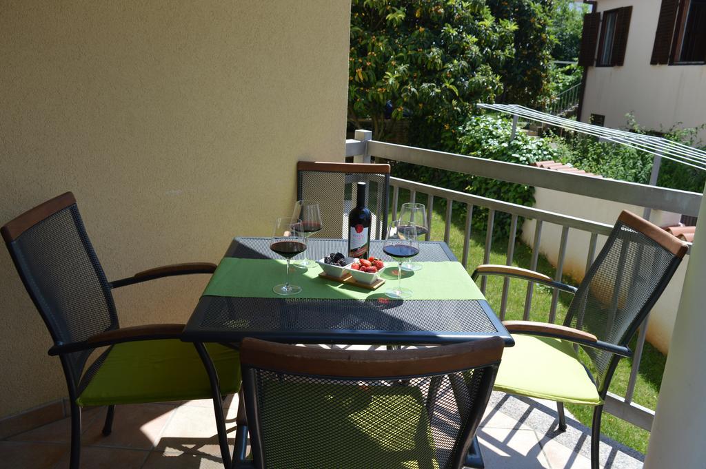 פורץ Apartments Villa Alba מראה חיצוני תמונה