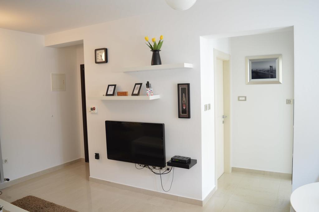 פורץ Apartments Villa Alba מראה חיצוני תמונה