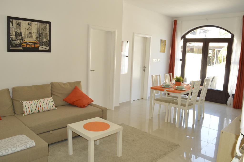 פורץ Apartments Villa Alba מראה חיצוני תמונה