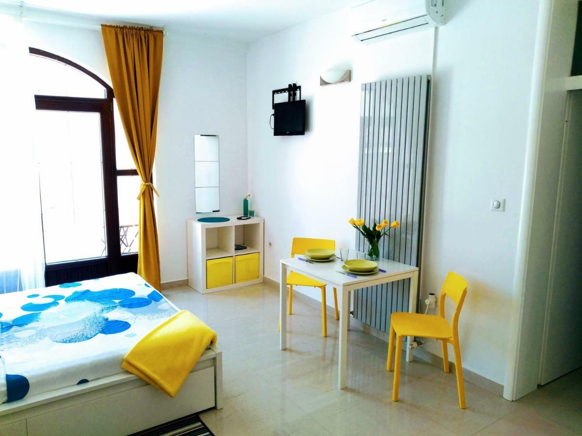 פורץ Apartments Villa Alba מראה חיצוני תמונה